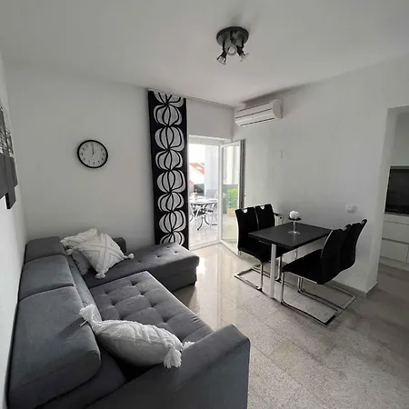 Crikvenica, Vinodol Apartment Sopaljska